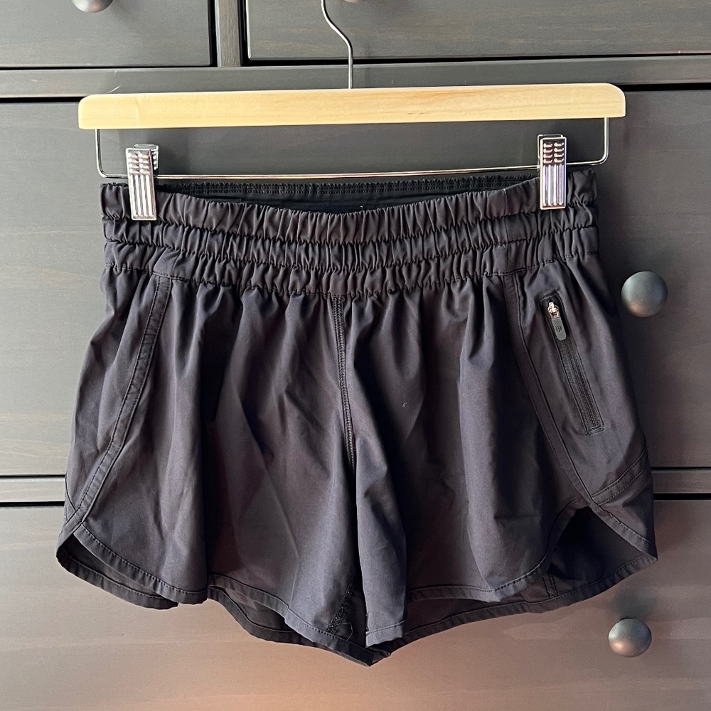 Lululemon Track That Short, Size 8, Black